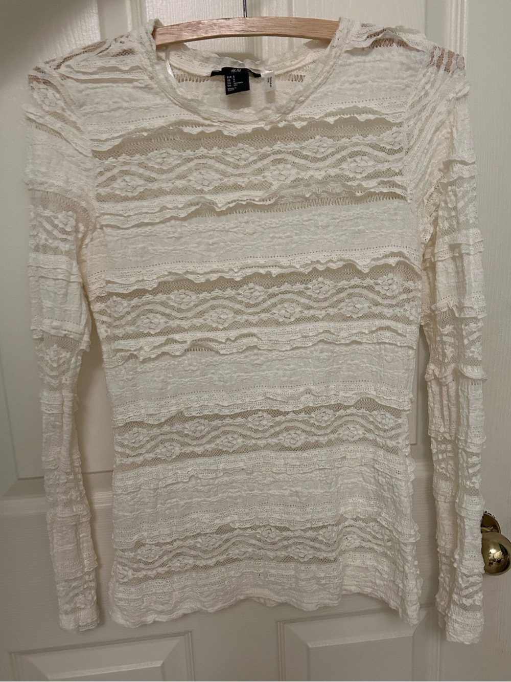Vintage Lace Long-Sleeve Top